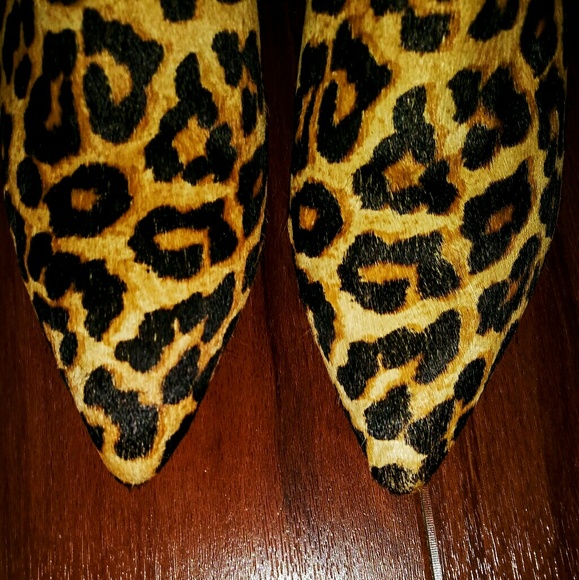 Sam Edelman "Lucy" Leopard Print Booties - Picture 3 of 8
